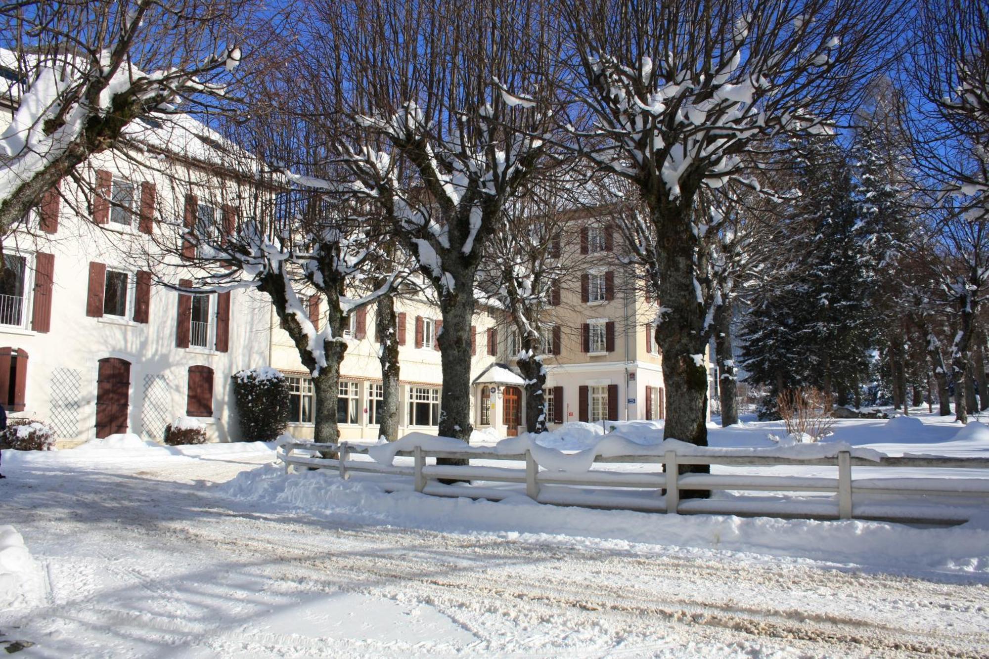 Best Western Grand Hotel De Paris & Spa Villard-de-Lans Bagian luar foto